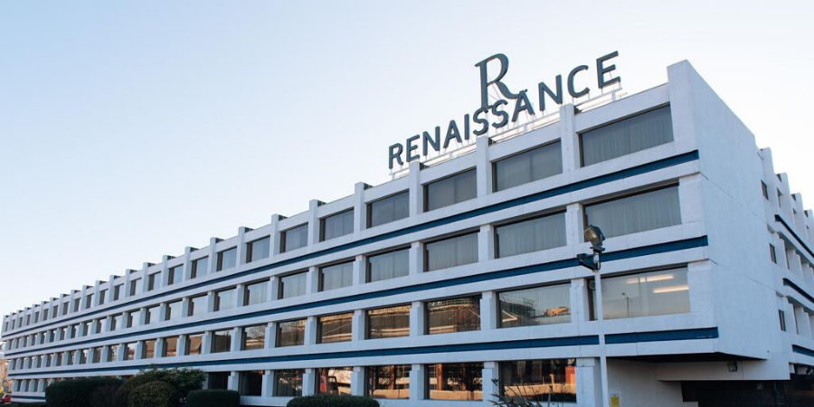 Renaissance (Terminal 1,3)